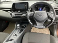 Toyota C-HR лот № 1789 оценка RA  с аукциона в Японии 3