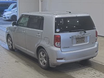 Toyota Corolla Rumion