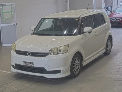 Toyota COROLLA RUMION
