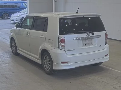 Toyota Corolla Rumion
