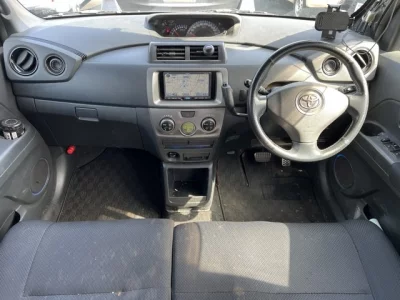 Toyota bB