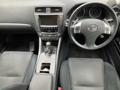 Lexus IS  с аукциона в Японии