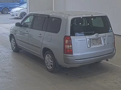 Toyota SUCCEED  с аукциона в Японии