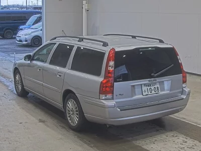 Volvo V70  с аукциона в Японии