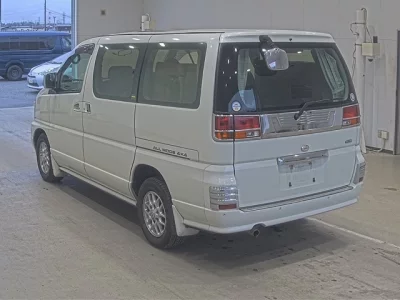 Nissan Elgrand