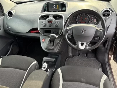Renault KANGOO  с аукциона в Японии