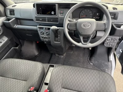 Toyota PIXIS VAN  с аукциона в Японии