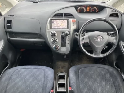 Toyota RACTIS  с аукциона в Японии