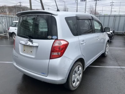 Toyota Ractis