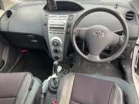 Toyota VITZ лот № 38 оценка 3.5  с аукциона в Японии 3