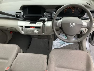 Honda EDIX  с аукциона в Японии