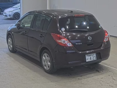 Nissan Tiida