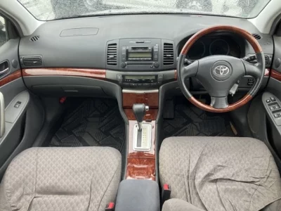 Toyota ALLION  с аукциона в Японии