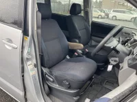 Toyota NOAH лот № 796 оценка RB  с аукциона в Японии 6