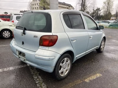 Toyota VITZ  с аукциона в Японии