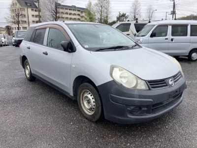 Nissan AD