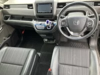 Honda FREED лот № 1843 оценка 3  с аукциона в Японии 3