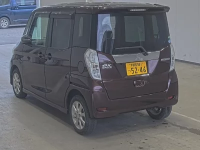 Mitsubishi eK X Space