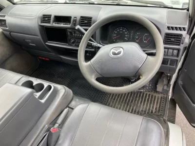 Mazda Bongo Van