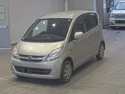 Daihatsu MOVE  с аукциона в Японии