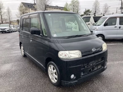 Daihatsu TANTO  с аукциона в Японии