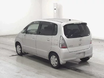 Nissan MOCO  с аукциона в Японии