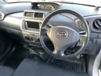 Toyota BB лот № 3541 оценка 3.5  с аукциона в Японии 2