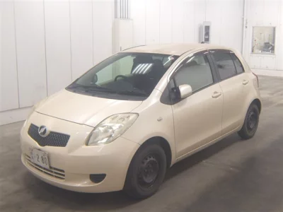 Toyota VITZ  с аукциона в Японии