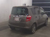 Toyota RACTIS лот № 1111 оценка 3.5  с аукциона в Японии 4