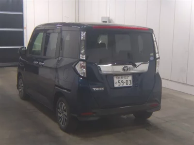 Toyota TANK