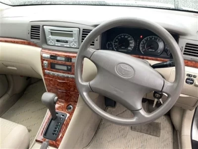 Toyota COROLLA  с аукциона в Японии