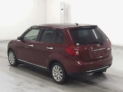 Mazda Verisa