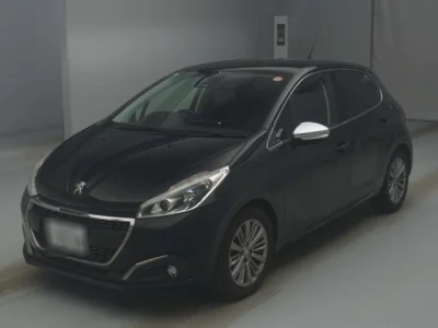 Peugeot 208  с аукциона в Японии