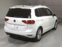 Volkswagen GOLF TOURAN лот № 5011 оценка 4  с аукциона в Японии 1
