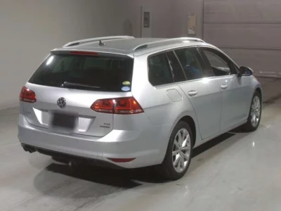 Volkswagen GOLF VARIANT  с аукциона в Японии
