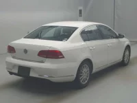 Volkswagen Passat лот № 70029 оценка 3.5  с аукциона в Японии 1