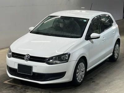 Volkswagen Polo  с аукциона в Японии