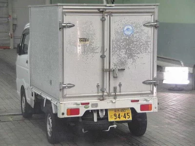 Nissan NT100 Clipper