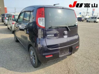Nissan MOCO  с аукциона в Японии