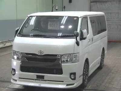 Toyota HiAce Van