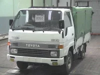 Toyota HIACE TRUCK лот № 8050 оценка 3  с аукциона в Японии 2