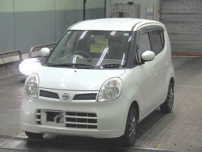 Nissan MOCO  с аукциона в Японии