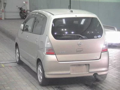 Nissan MOCO  с аукциона в Японии