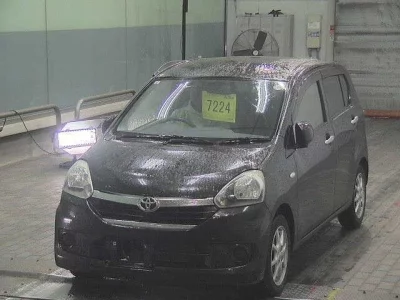 Toyota PIXIS EPOCH  с аукциона в Японии