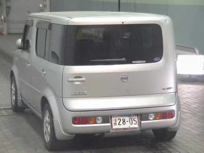 Nissan CUBE  с аукциона в Японии