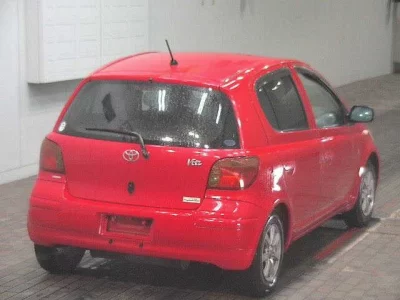 Toyota VITZ  с аукциона в Японии