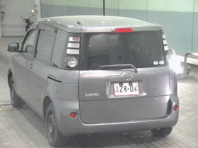 Toyota Sienta
