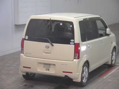 Nissan Otti