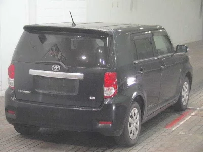 Toyota COROLLA RUMION  с аукциона в Японии