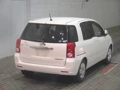 Toyota Raum
